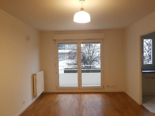 Appartement 2 pièces Eaubonne 39.10m² 886€ à louer