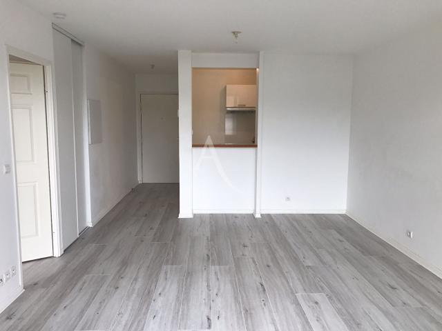 Appartement 2 pièces Élancourt 41.66m² 895€ à louer