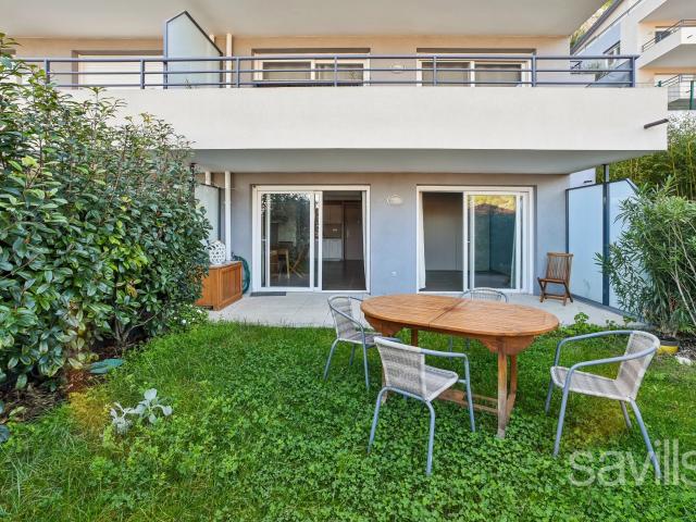 Appartement 2 pièces en rez de jardin
