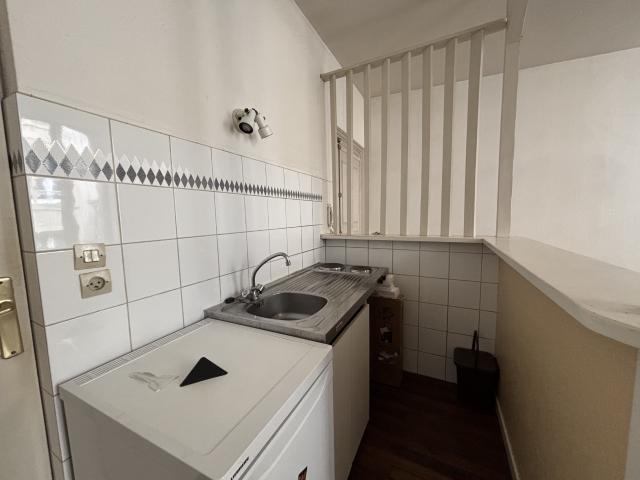 APPARTEMENT 2 PIECES HYPER CENTRE