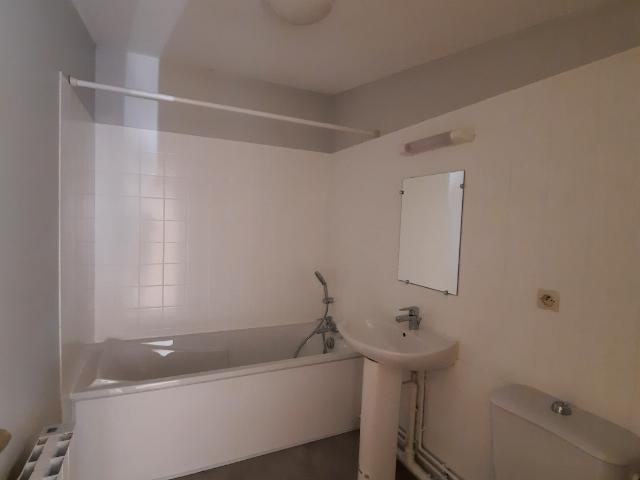 Appartement 2 pièces Jonzac 46.00m² 490€ à louer l'Adresse