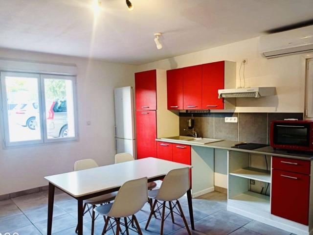 Appartement 2 Pièces Le Rove au calme