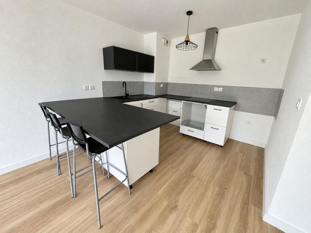 Appartement 2 pièces L'Isle Jourdain 42.13m² 650€ à louer
