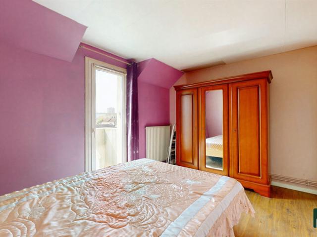 APPARTEMENT 2 PIÈCES LUMINEUX AVEC STATIONNEMENT CHARTRES