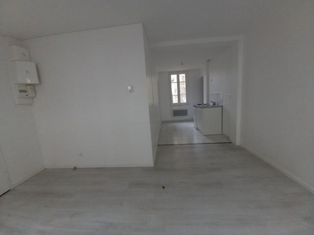 Appartement 2 pièces Magny en Vexin 32.60m² 650€ à louer l'Adresse