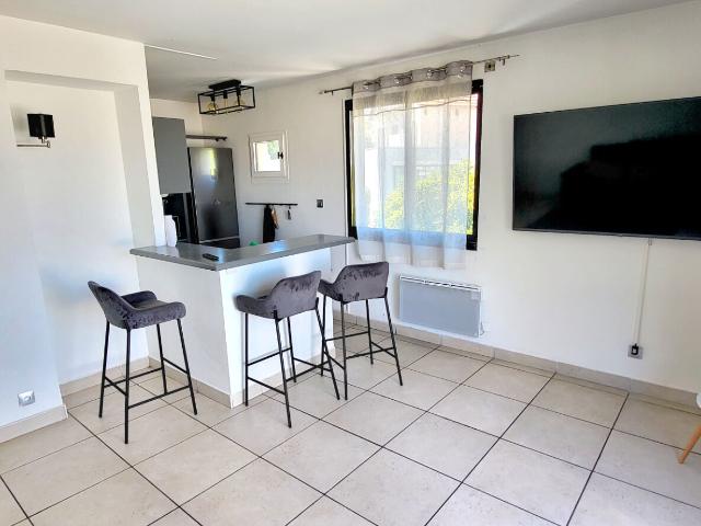Appartement 2 pièces Marseille 08 52.28m² 1106€ à louer l'Adresse