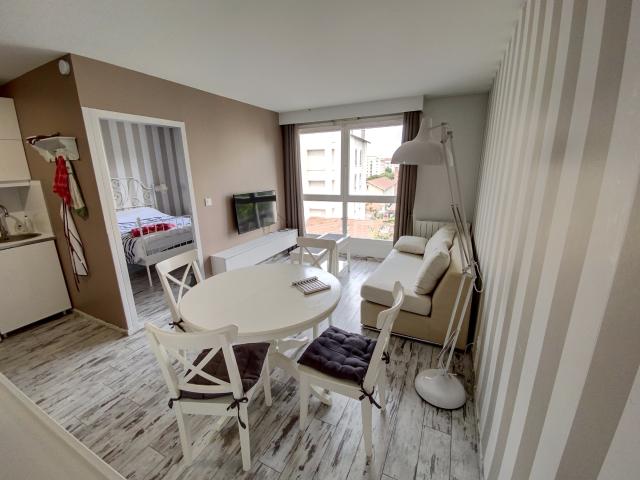 Appartement 2 pièces meublé 32.36 m2 Lyon 8ème