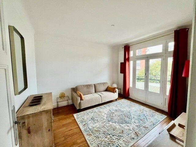 Appartement 2 pièces meublé Auteuil Nord