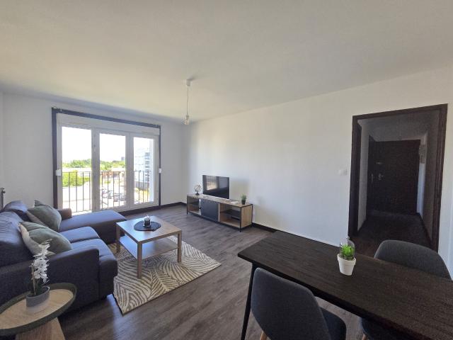 Appartement 2 pièces meublé avec parking LA CHAPELLE ST LUC
