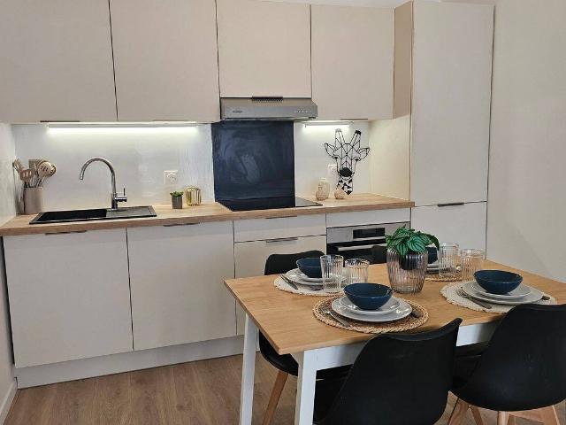 Appartement 2 pièces meublé de 46,65 m², refait à neuf avec pk