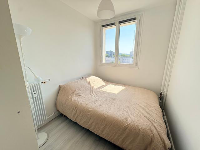 Appartement 2 pièces Nanterre 31.60m² 1170€ à louer
