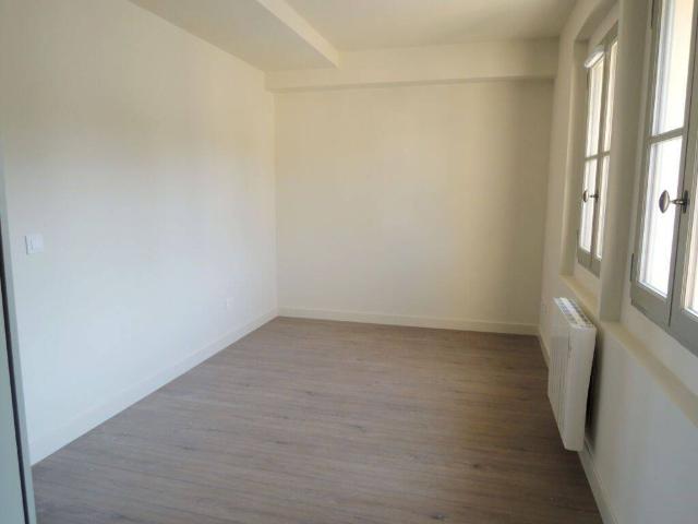 Appartement 2 pièces Nîmes Jardin de la fontaine 2 pièces 33