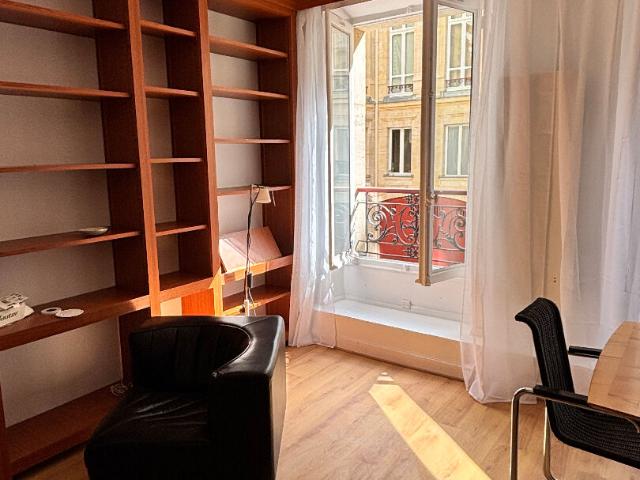 Appartement 2 pièces Paris 07 45.95m² 1715€ à louer l'Adresse