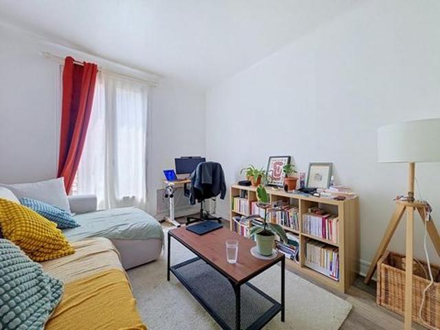 APPARTEMENT 2 PIECES PARIS 20