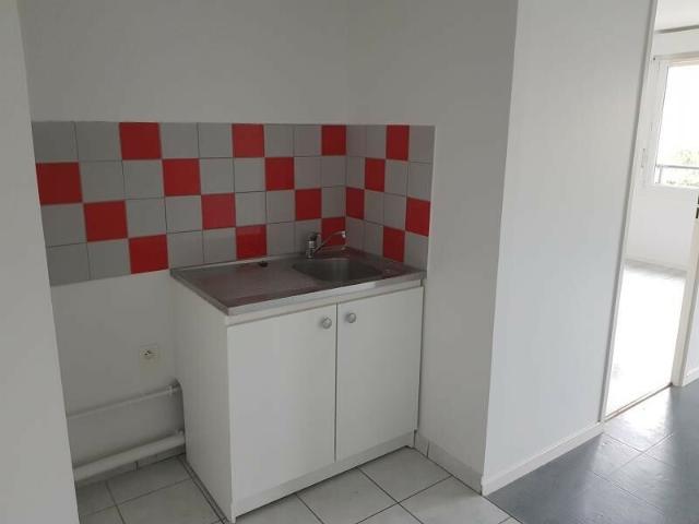 Appartement 2 Pièces + parking sous sol
