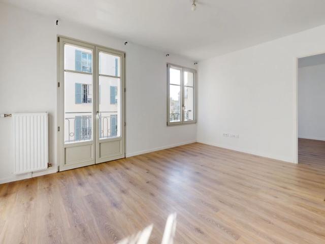 Appartement 2 pièces Pontoise 39.95m² 879€ à louer