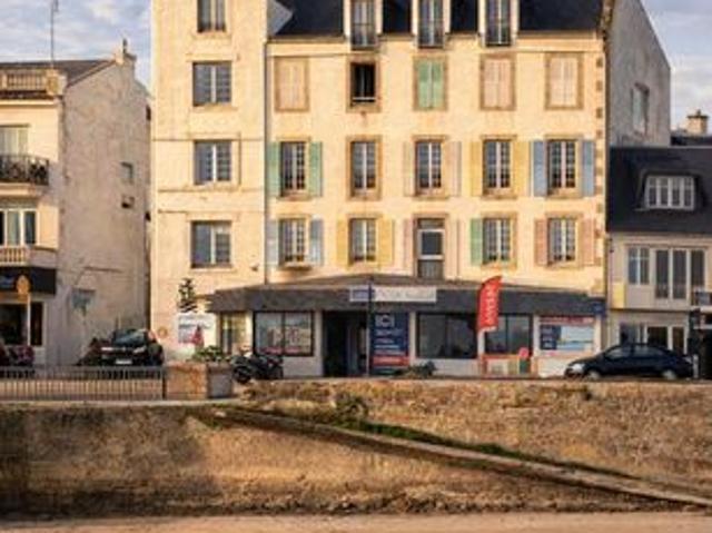 Appartement 2 pièces QUAI DE L OCEAN