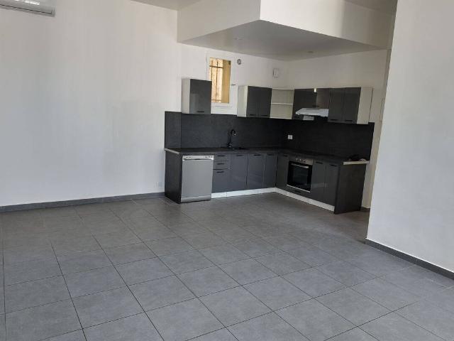 Appartement 2 pièces RDC rénové avec climatisation