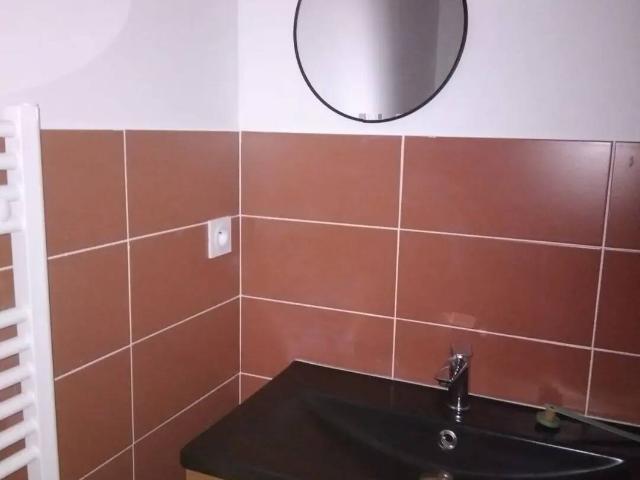 APPARTEMENT 2 PIECES rénové à neuf