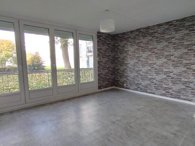 Appartement 2 pièces rénové avec parking Beauvais, proche