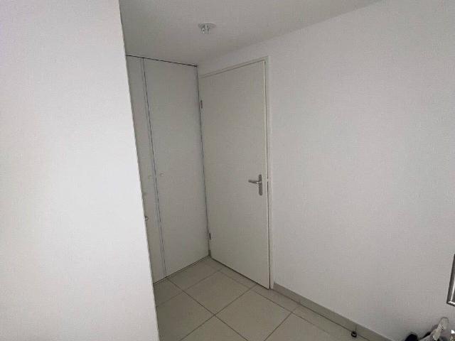 Appartement 2 pièces rez de jardin privatif parking