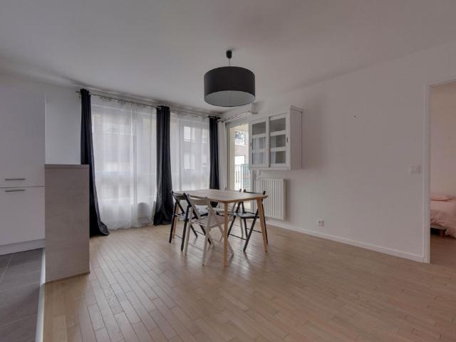 location appartement 2 pièces, 46.73m², romainville