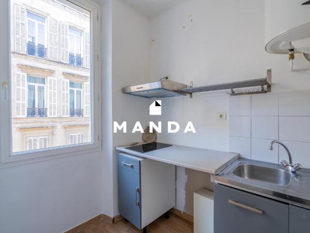 Appartement 2 pièces Rue Du Coq, 13001, Marseille