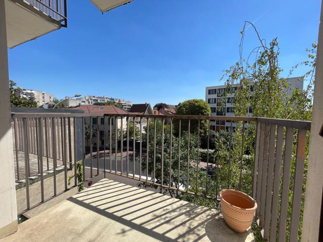 Appartement 2 pièces Sceaux 44.00m² 1190€ à louer l'Adresse