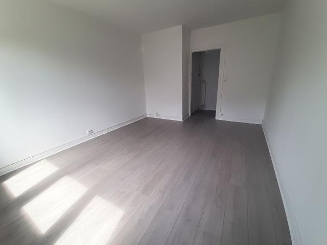 Appartement 2 pièces Saint Sébastien sur Loire 45.36m² 733€ à louer