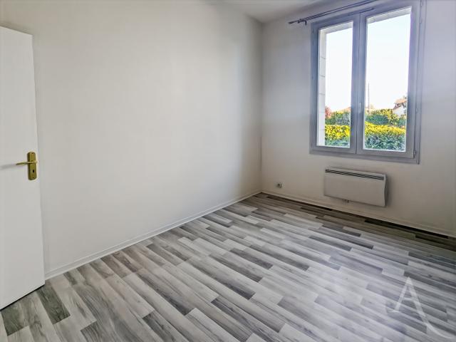Appartement 2 pièces Sainte Geneviève des Bois 35.21m² 721€ à louer