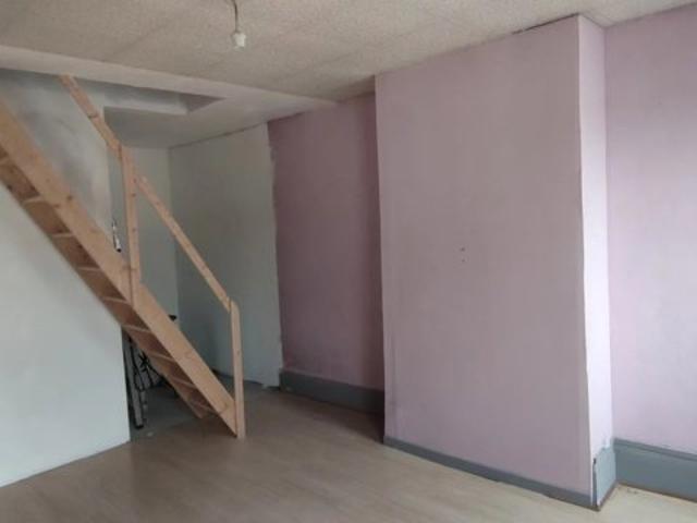 APPARTEMENT 2 PP plein centre village