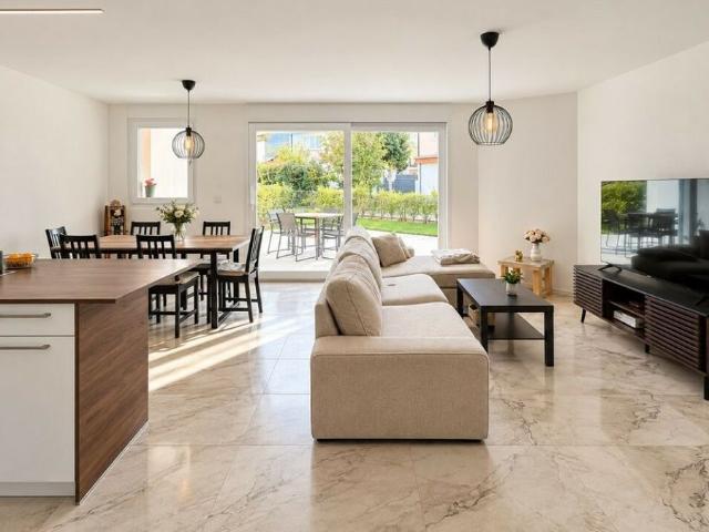 Appartement 2.5 pièces à CHF 1'440. /mois charges comprises