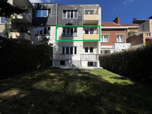 Appartement 2ch au 1er étage à louer 1180 UCCLE 1235 €
