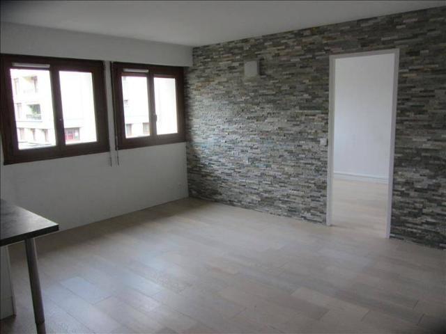 Appartement 2ème étage 45 m2 2 pièces Vide