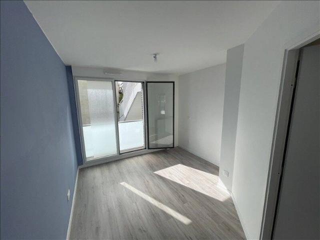 Appartement 2ème étage 66,83 m2 3 pièces Non meublé