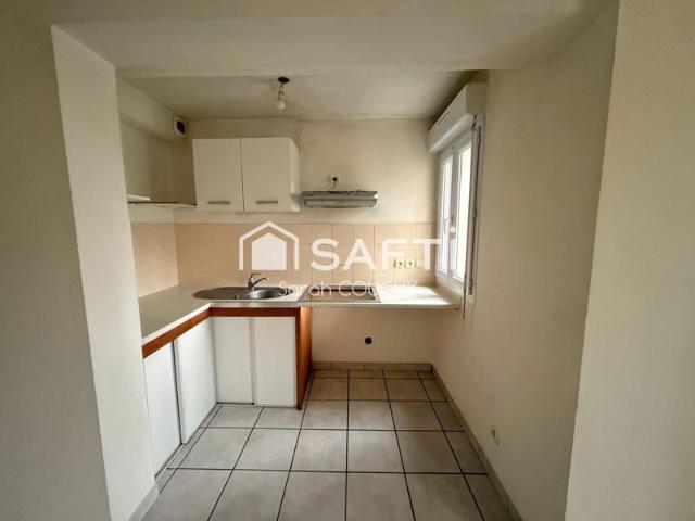 Appartement 2P 1 CH 43 m² à Coulommiers – Proche gare – Balcon + Garage + Parking + Cave