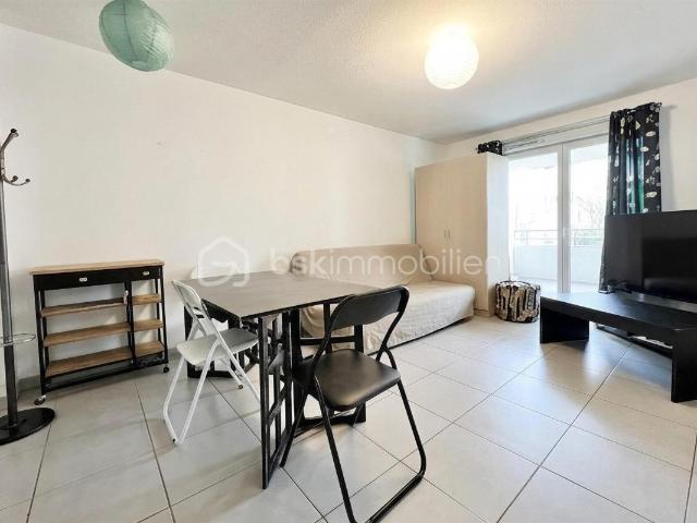 Appartement 2Pièces de 40m2 avec loggia et Place de parking