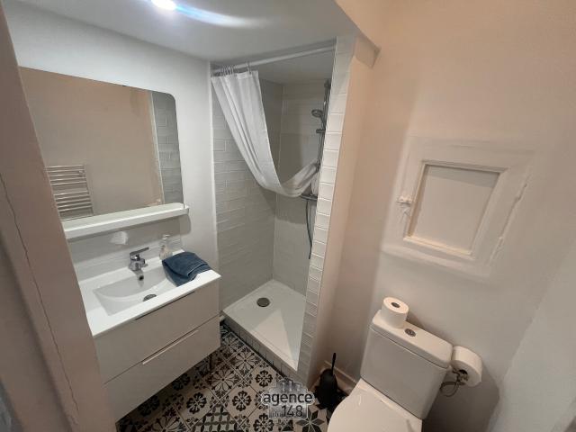 Appartement 30 m² 1 pièce Marseille 13002