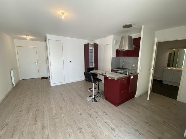 Appartement 31.99 m² 1 pièce Groslay 95410