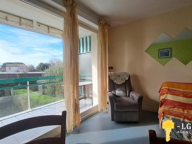 Appartement 32 m2, proche plage avec vue dégagée