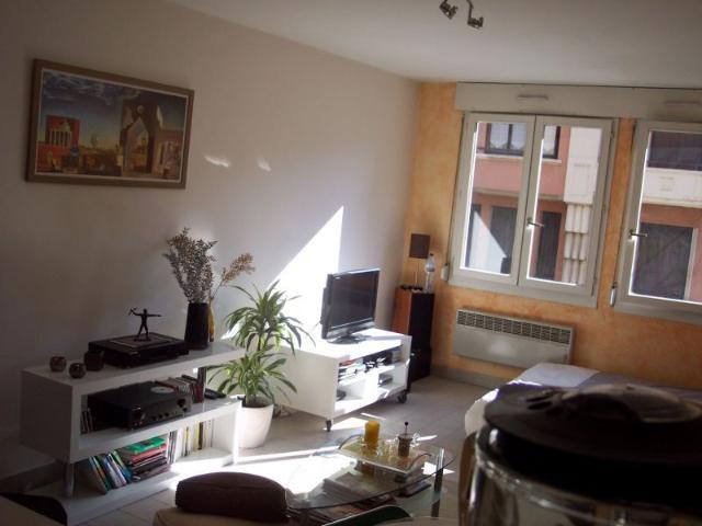 Appartement 37 m2 entre palais de justice et gare