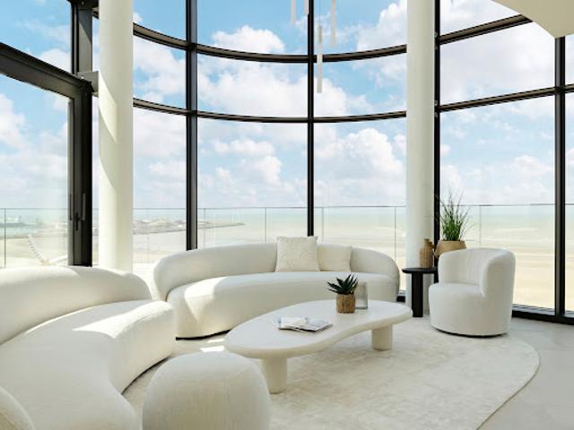 Appartement avec terrasse en bord de mer