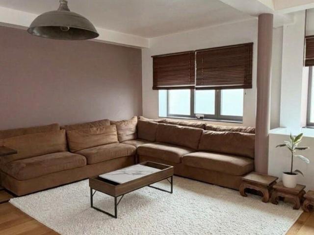 Appartement 3 ch de 160m2 avec jardin à Etterbeek, Pétillon