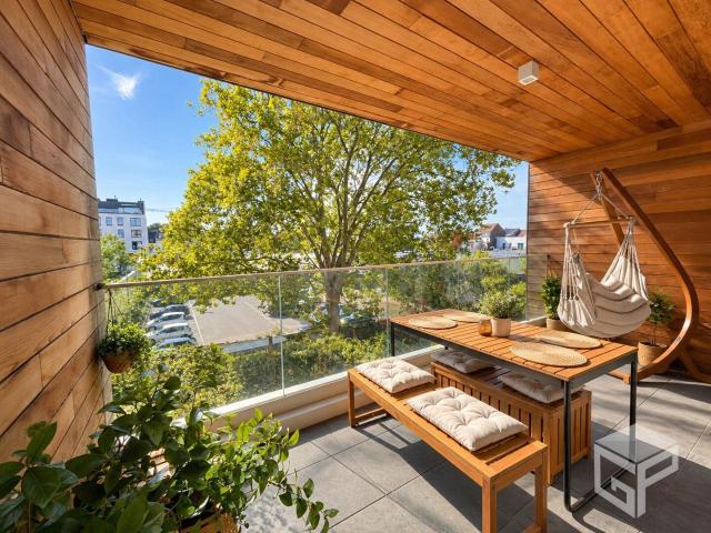 APPARTEMENT 3 CH. + TERRASSE + PARKING