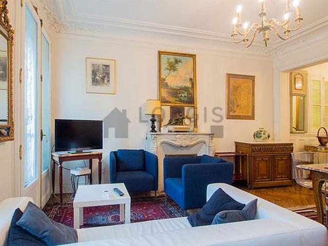Appartement 3 chambres meublé avec ascenseur, cheminée et concierge Le Marais Paris 3°