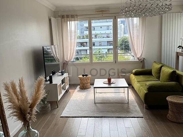 Appartement 3 chambres meublé avec terrasse, ascenseur et local à vélos Courbevoie 92400