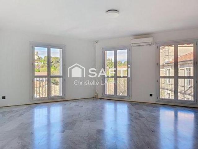 Appartement 3 chambres, Nimes Languedoc 30000 DS103122661