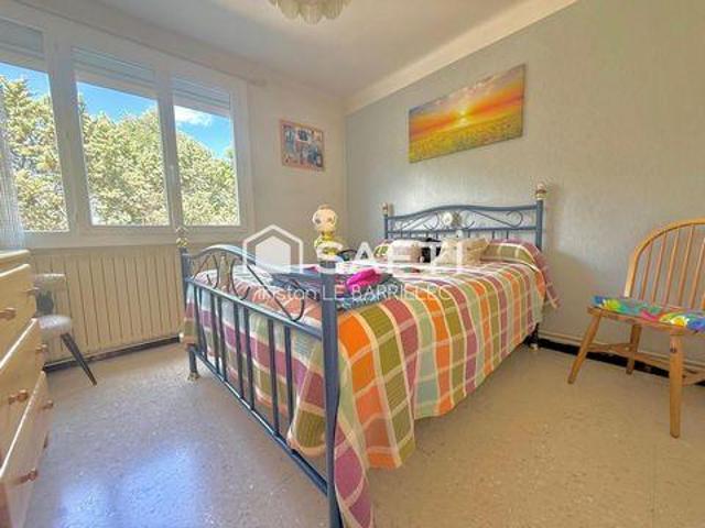 Appartement 3 chambres, Nimes Languedoc 30900 DS103343460