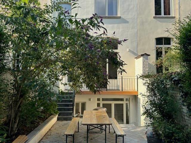 Appartement 3 chambres avec grand jardin sud limite Ixelles