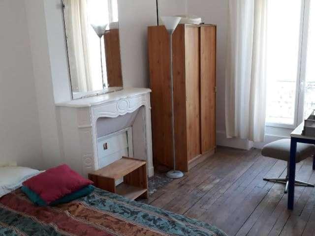 Appartement 3 chambres à louer à Gros Caillou, Paris